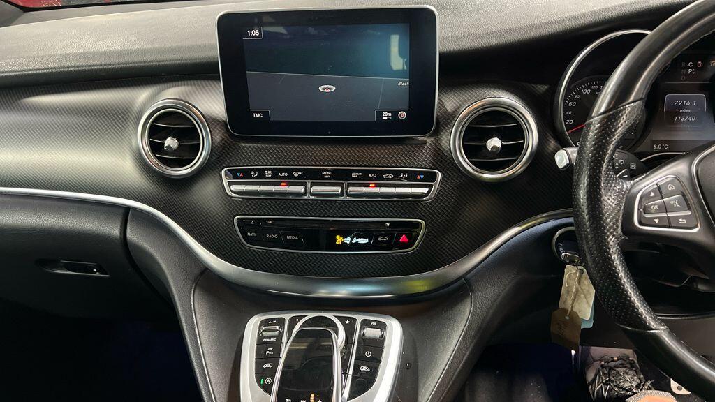 Used Mercedes-Benz V-Class 2017 for sale - 77663372: Photo 32