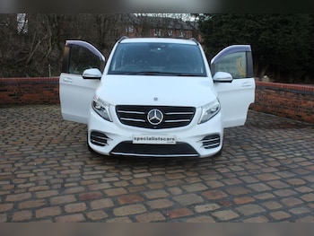 Used Mercedes-Benz V-Class 2017 for sale - 77663372: Photo