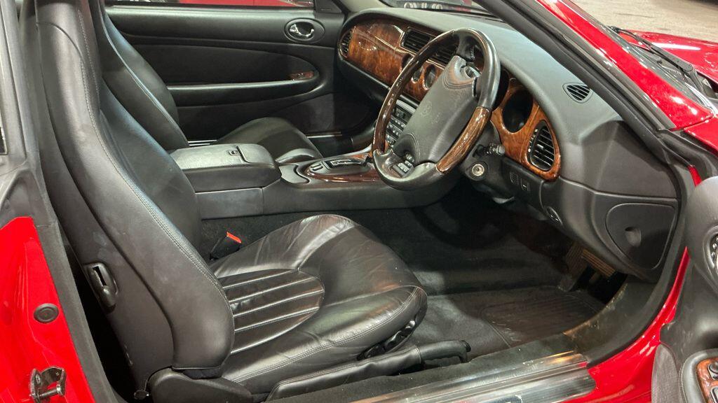 Used Jaguar XKR 1999 for sale - 77021215: Photo 39