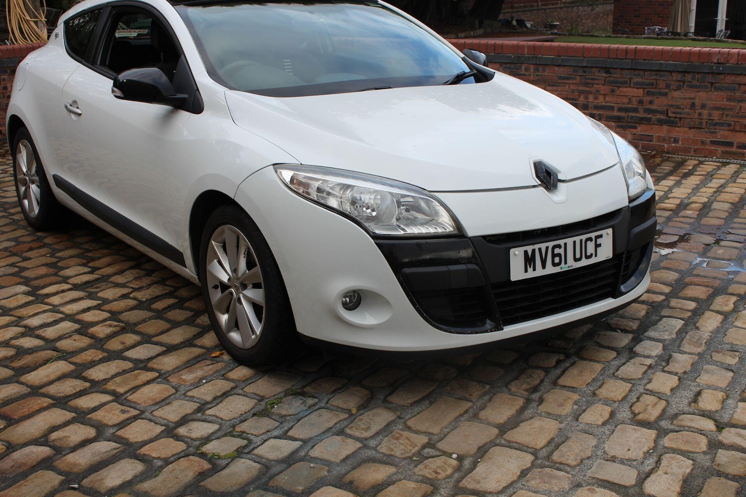 Used Renault Megane 2011 for sale - 76440890: Photo 1