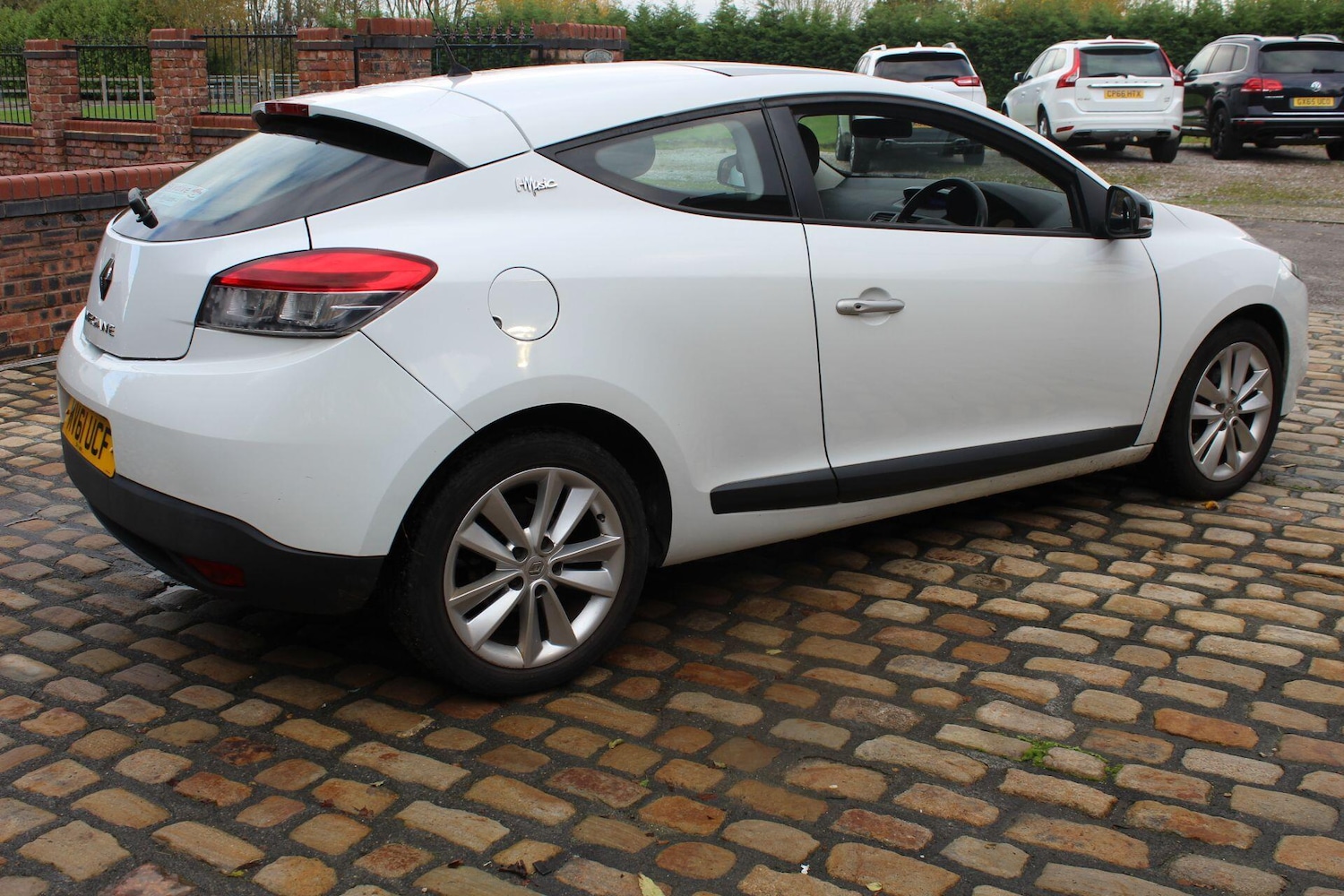 Used Renault Megane 2011 for sale - 76440890: Photo 8