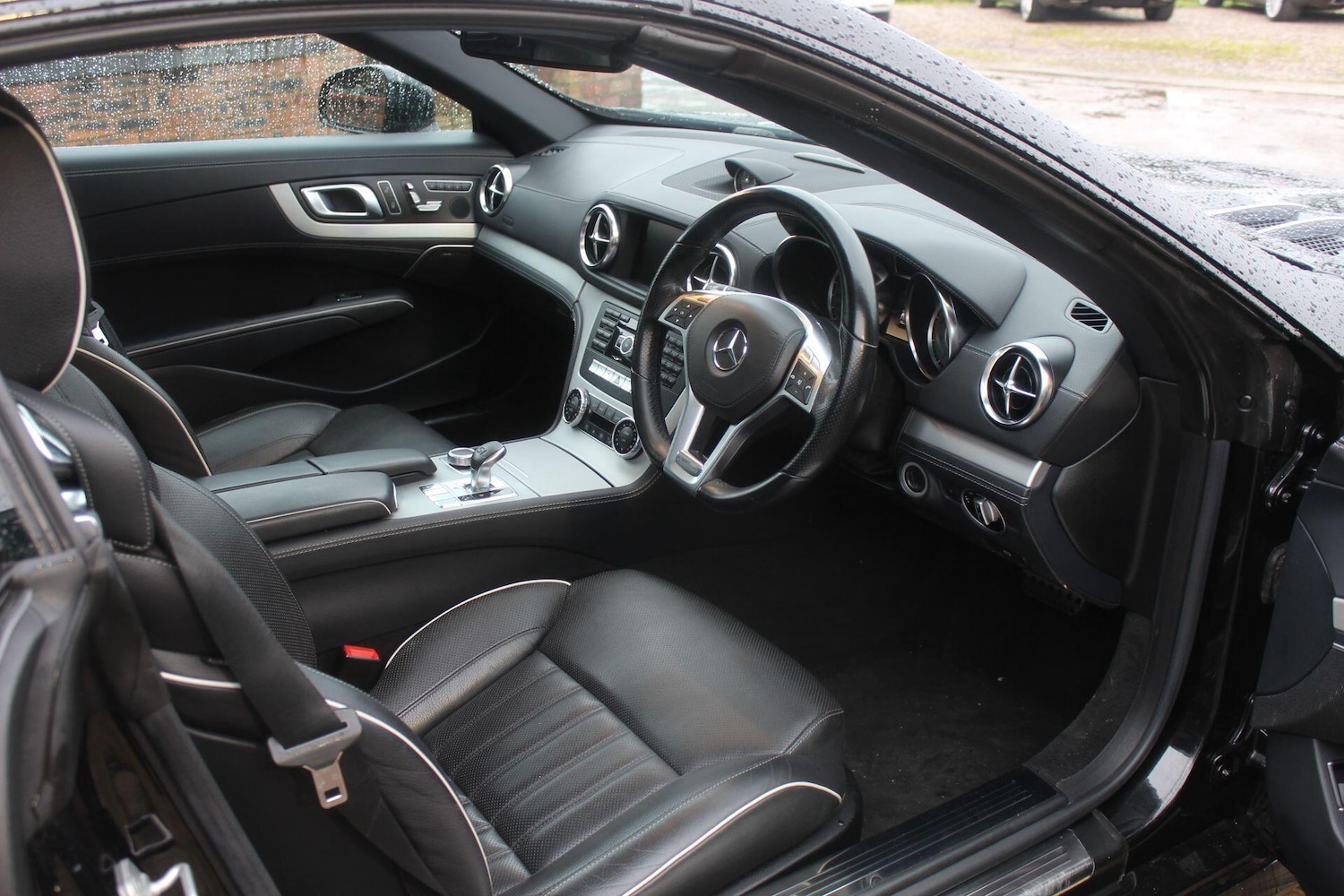 Used Mercedes-Benz SL 2012 for sale - 77468876: Photo 10