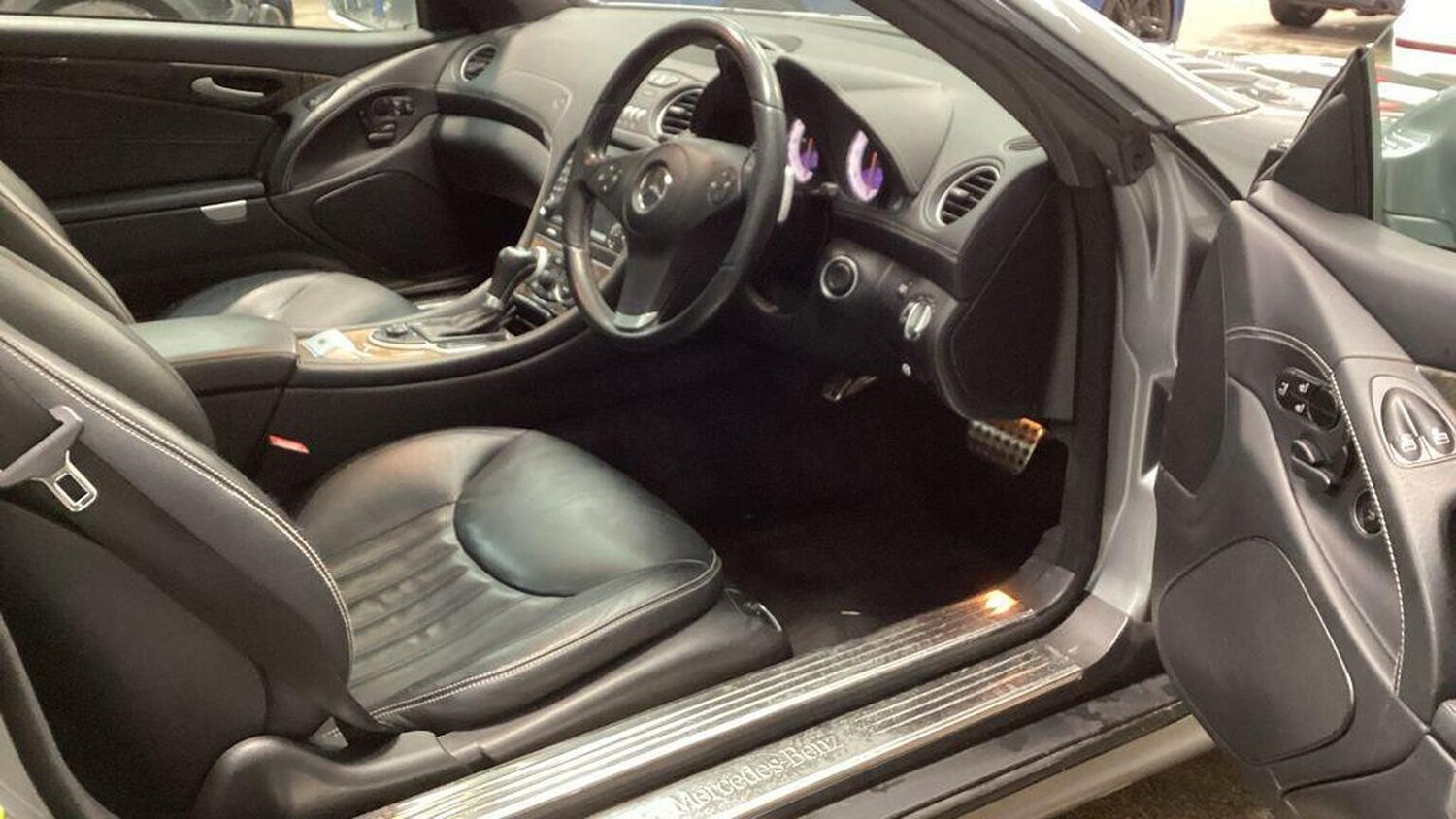 Used Mercedes-Benz SL 2009 for sale - 78004434: Photo 6