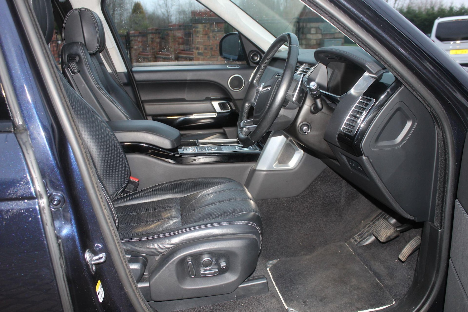 Used Land Rover Range Rover 2017 for sale - 77663370: Photo 13