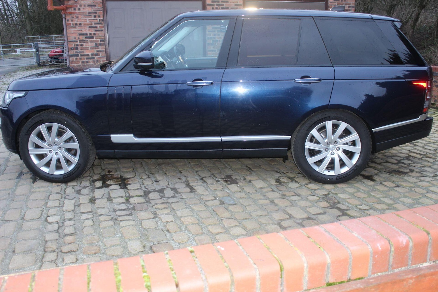 Used Land Rover Range Rover 2017 for sale - 77663370: Photo 9