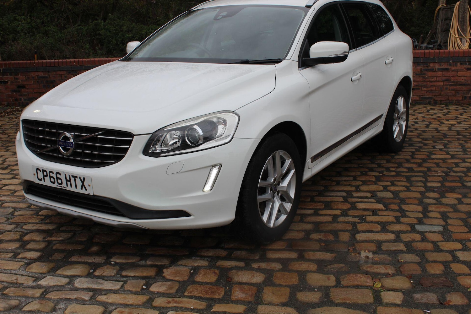 Used Volvo XC60 2016 for sale - 76408412: Photo 4