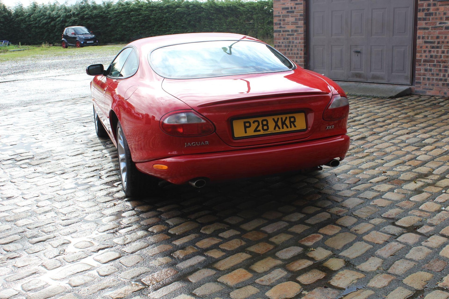 Used Jaguar XKR 1999 for sale - 76409444: Photo 25