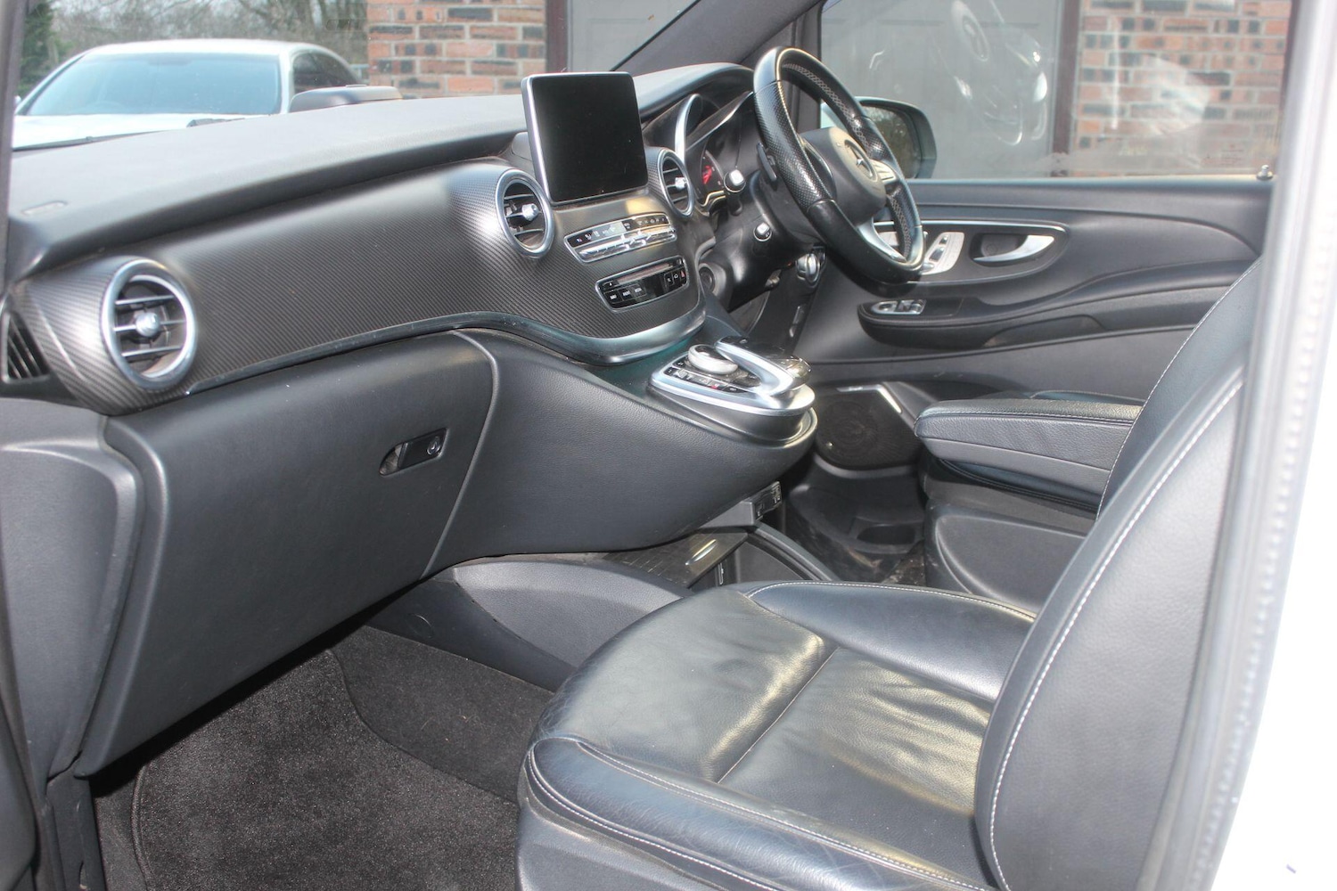 Used Mercedes-Benz V-Class 2024 for sale - 77120783: Photo 20