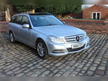 Used Mercedes-Benz C Class 2014 for sale - 77015361: Photo