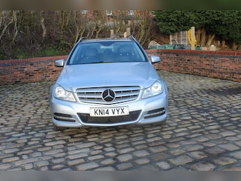 Used Mercedes-Benz C Class 2014 for sale - 77015361: Photo