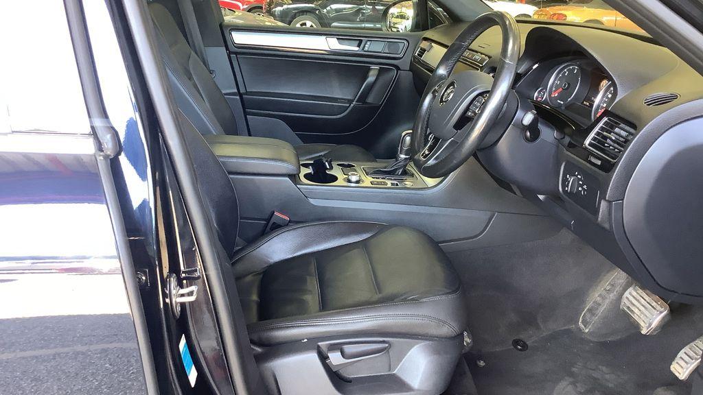 Used Volkswagen Touareg 2015 for sale - 76409300: Photo 11