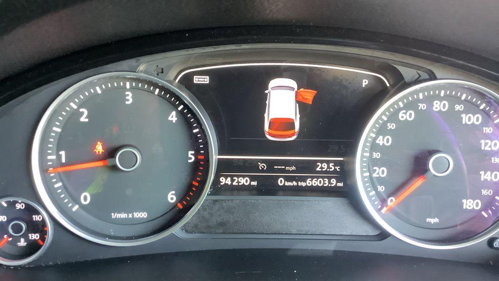 Used Volkswagen Touareg 2015 for sale - 76409300: Photo 14