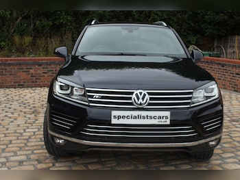 Used Volkswagen Touareg 2015 for sale - 76409300: Photo