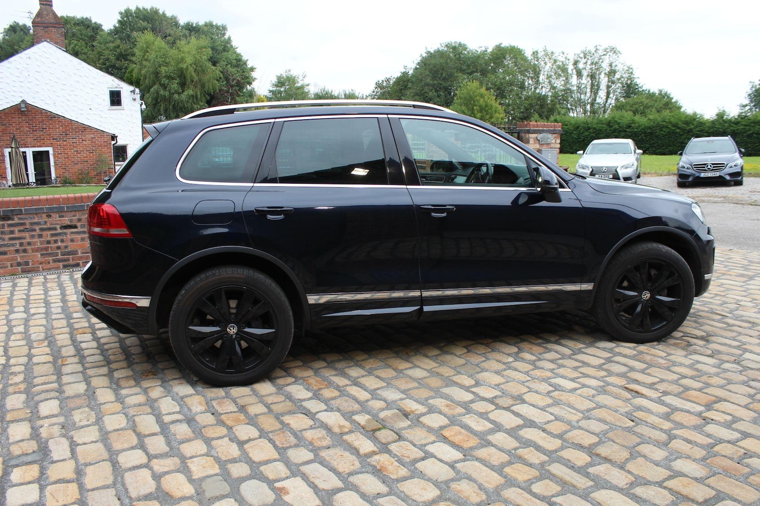 Used Volkswagen Touareg 2015 for sale - 76409300: Photo 5
