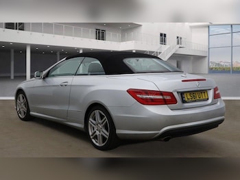 Used Mercedes-Benz E-Class 2011 for sale - 75781560: Photo