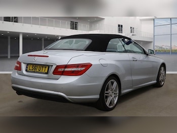 Used Mercedes-Benz E-Class 2011 for sale - 75781560: Photo