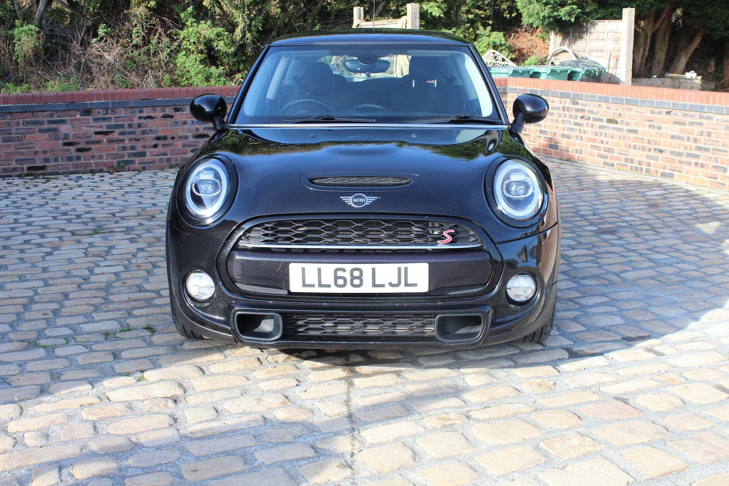Used MINI Hatch 2018 for sale - 76409117: Photo 2