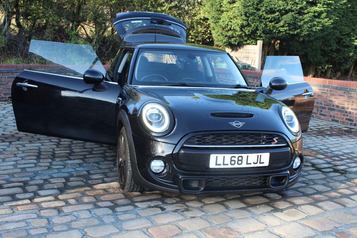 Used MINI Hatch 2018 for sale - 76409117: Photo 5