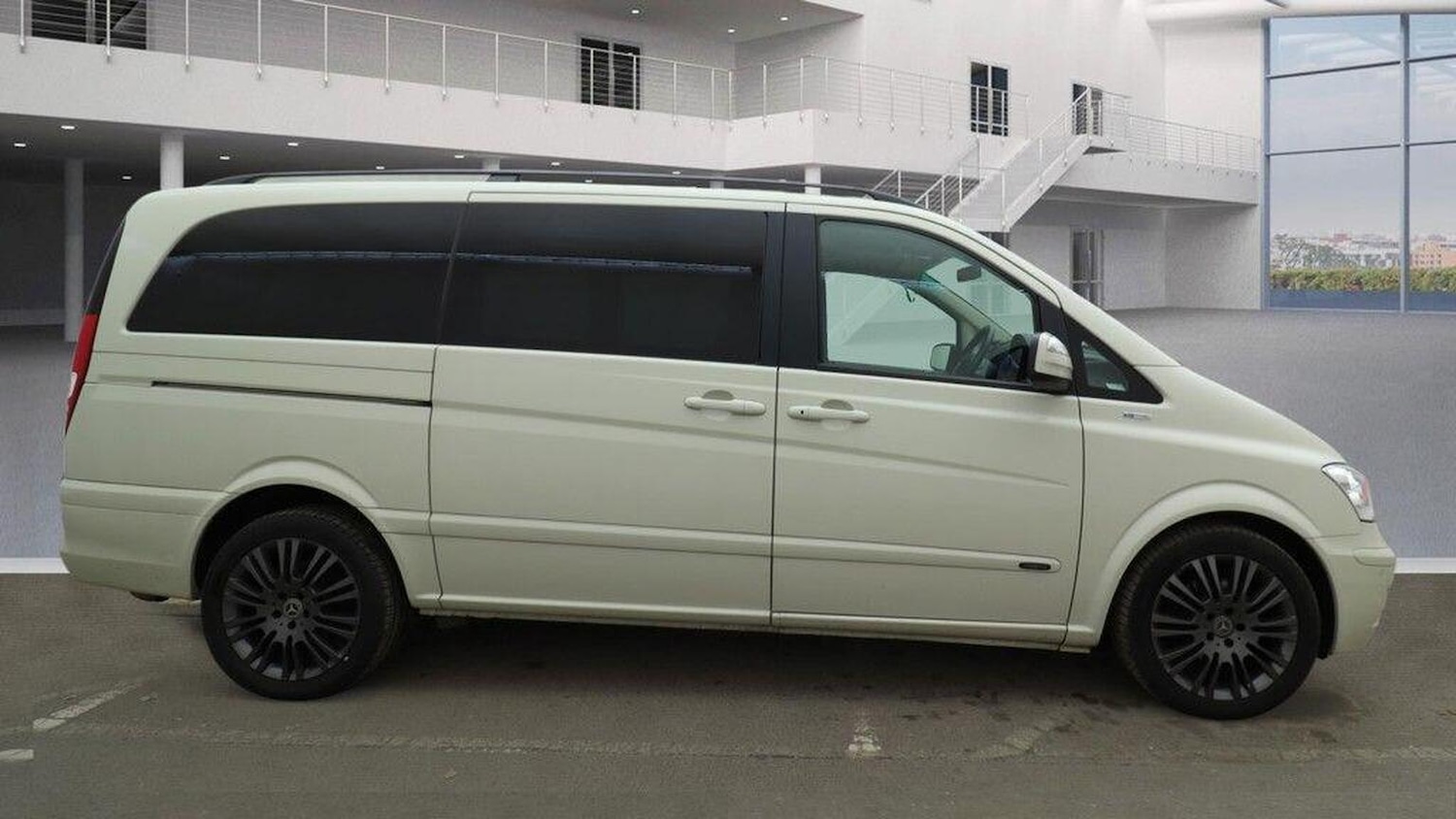 Used Mercedes-Benz Viano 2013 for sale - 77789295: Photo 6