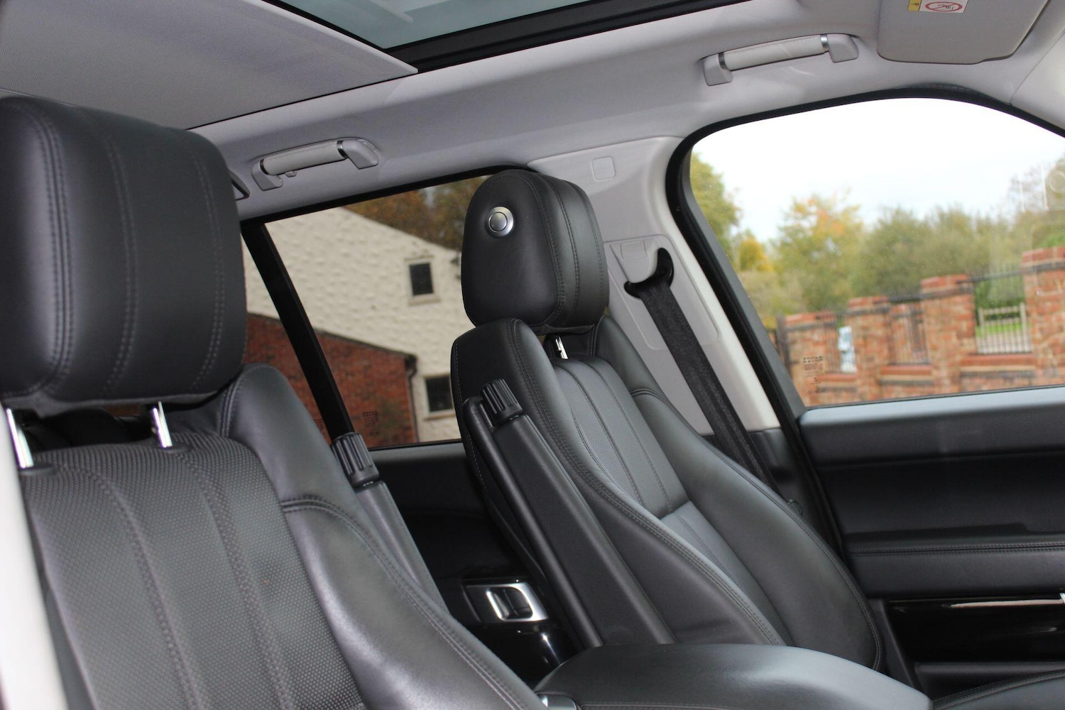 Used Land Rover Range Rover 2014 for sale - 77663375: Photo 10