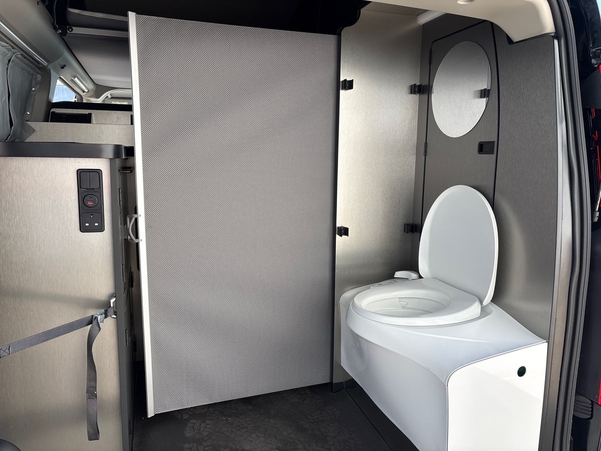 Used Ford Transit Custom 2023 for sale - 77205619: Photo 44