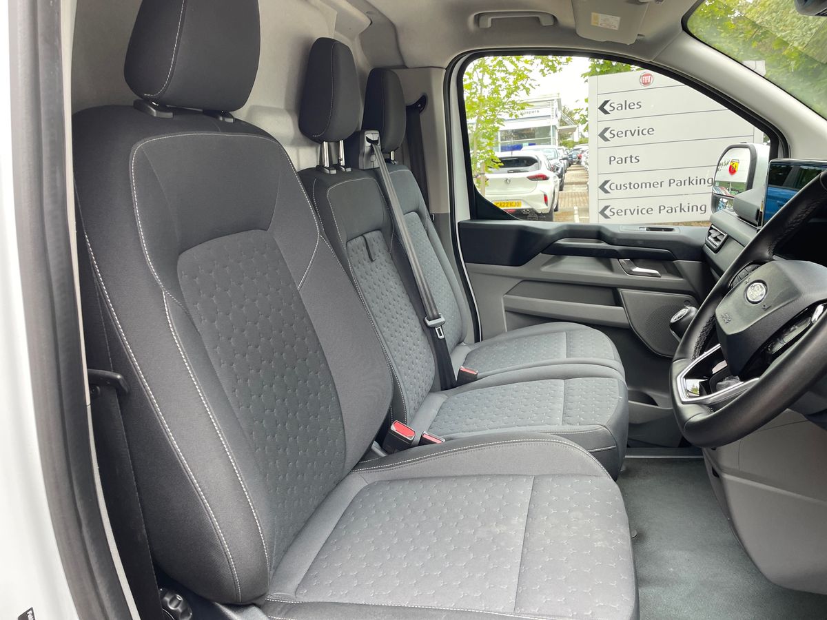 Used Ford Transit Custom 2024 for sale - 76615274: Photo 27