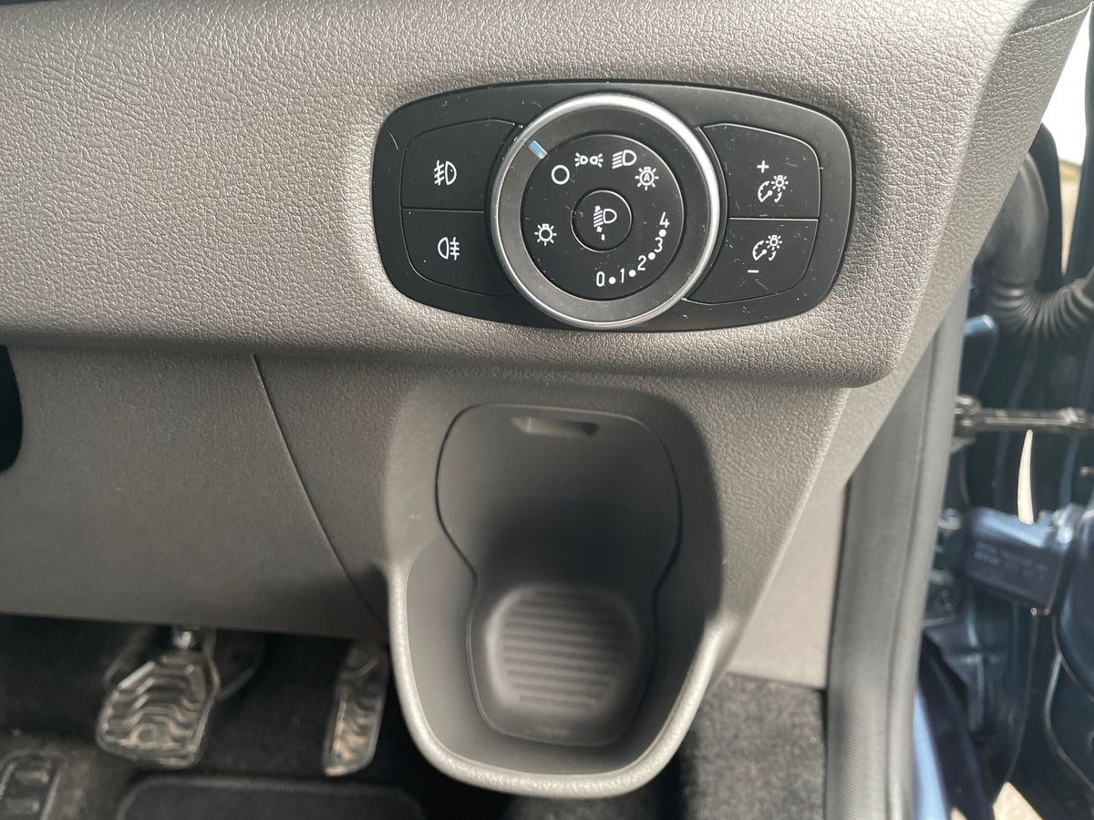 Vehicle 35
