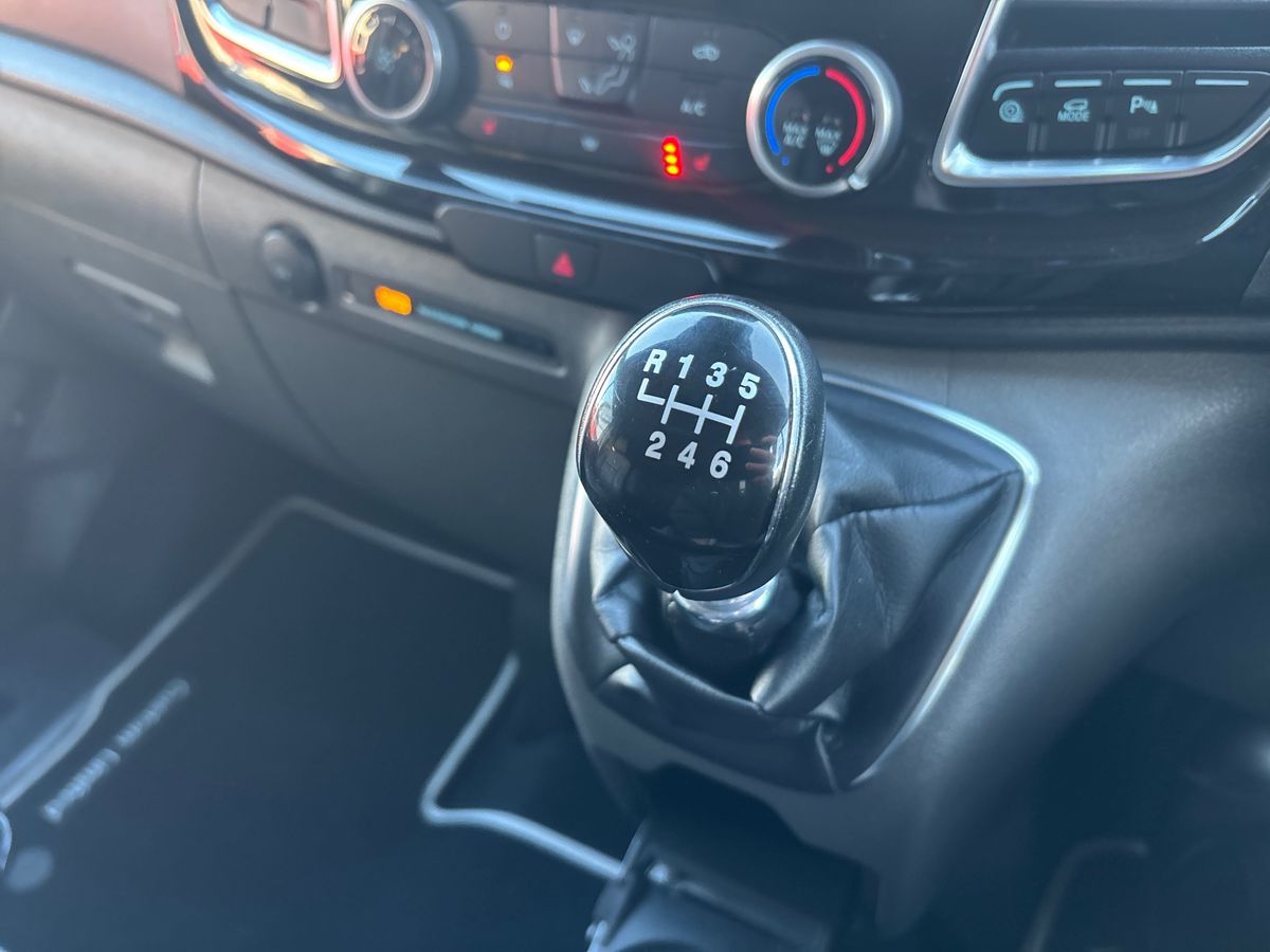 Used Ford Transit Custom 2022 for sale - 77247985: Photo 24