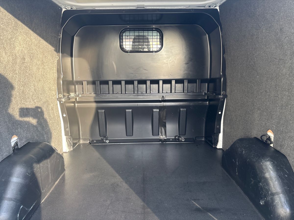 Used Ford Transit Custom 2022 for sale - 77247985: Photo 31