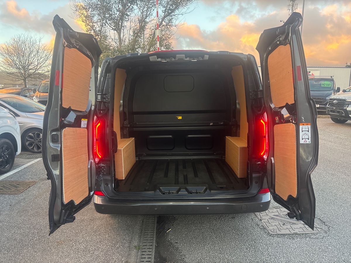 Used Ford Transit Custom 2025 for sale - 76704485: Photo 28