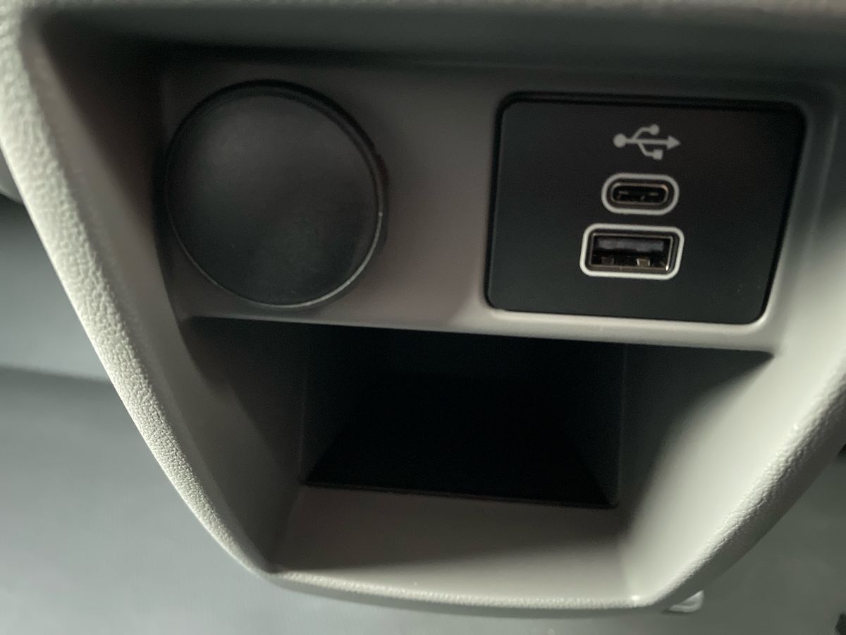Vehicle 33