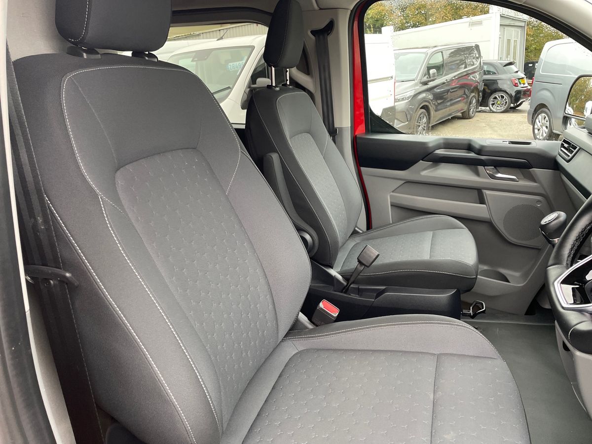 Used Ford Transit Custom 2025 for sale - 76276409: Photo 27