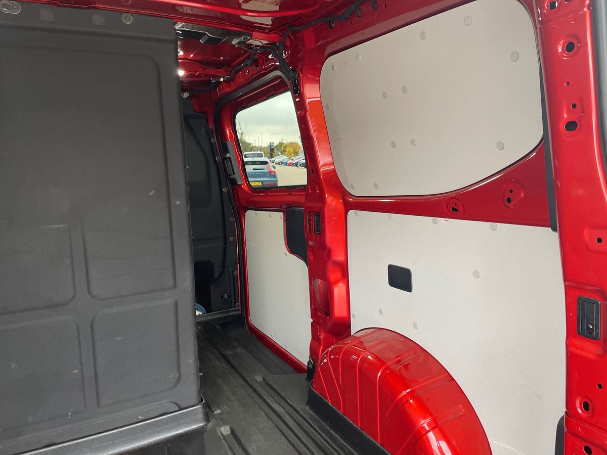 Used Ford Transit Custom 2025 for sale - 76276409: Photo 40