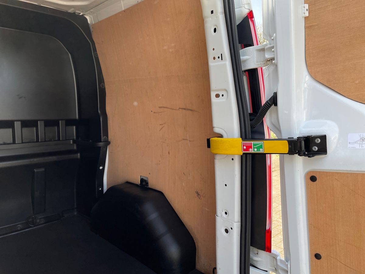 Used Ford Transit Custom 2021 for sale - 78186963: Photo 35