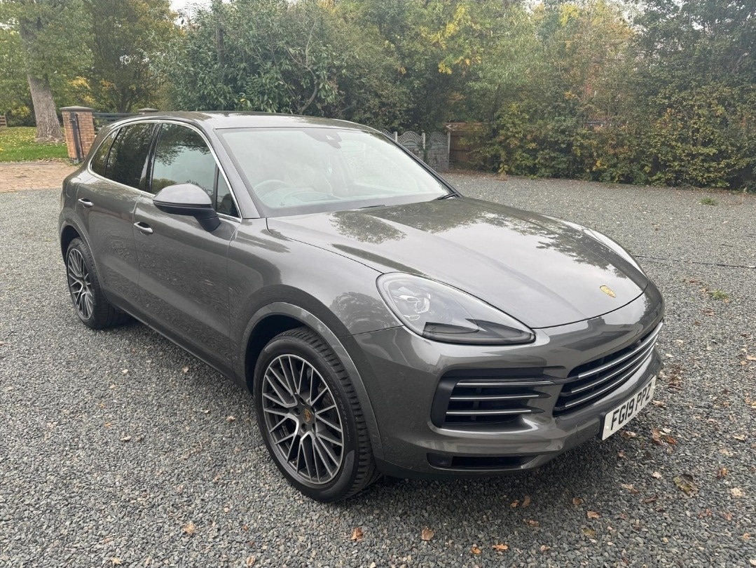 Used Porsche Cayenne 2019 for sale - 76344726: Photo 1