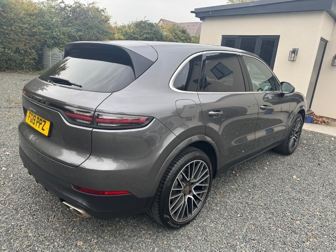 Used Porsche Cayenne 2019 for sale - 76344726: Photo 3