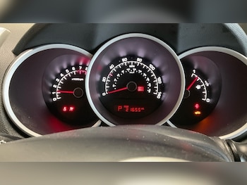 Used Kia Venga 2013 for sale - 76591373: Photo