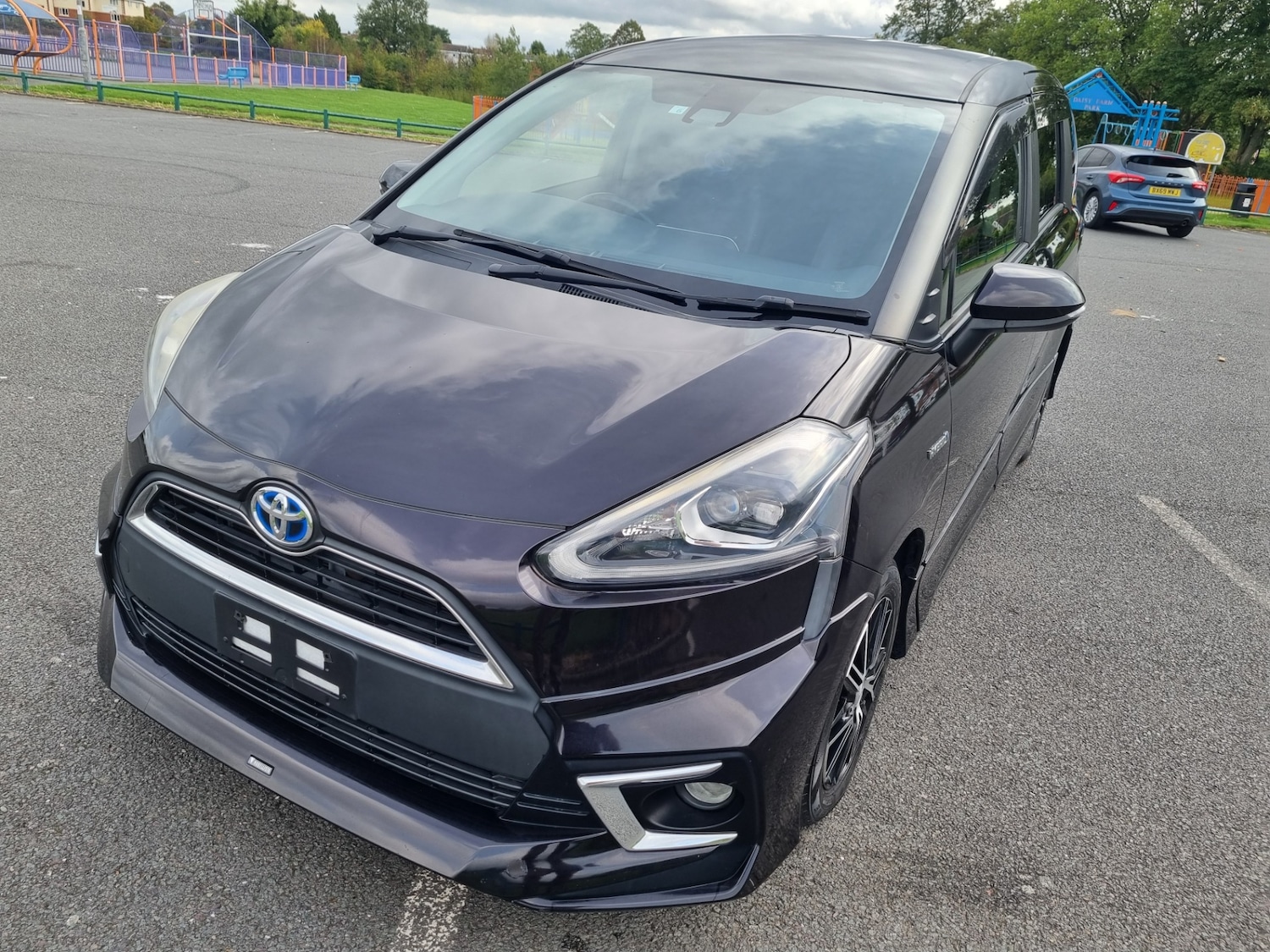 Used Toyota Sienta 2025 for sale - 76274416: Photo 3