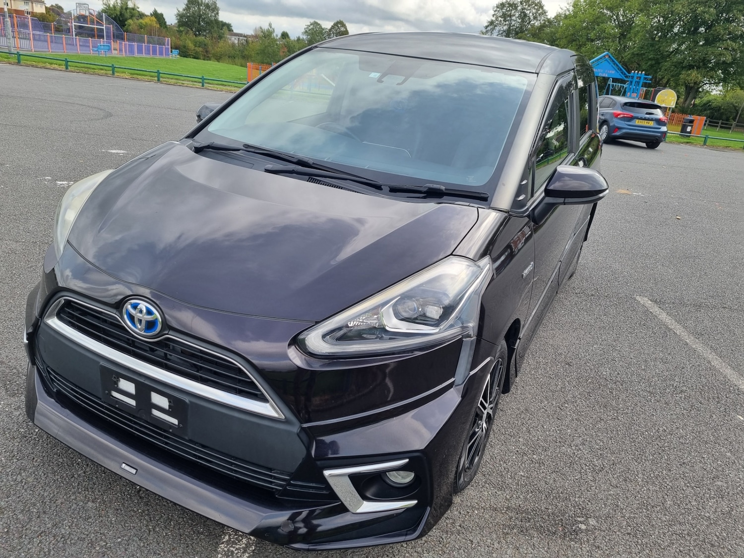 Used Toyota Sienta 2025 for sale - 76274416: Photo 4