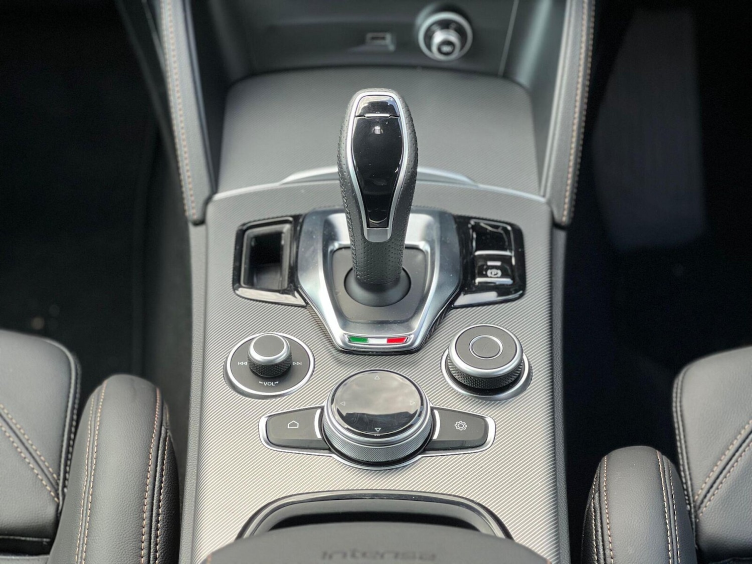 Used Alfa Romeo Stelvio 2025 for sale - 76679263: Photo 12