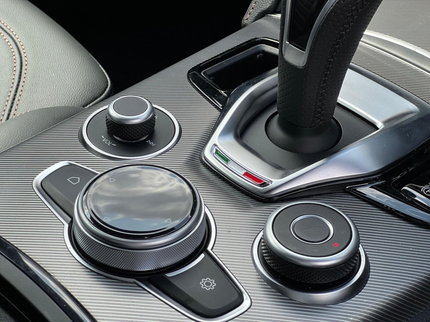 Used Alfa Romeo Stelvio 2025 for sale - 76679263: Photo 15