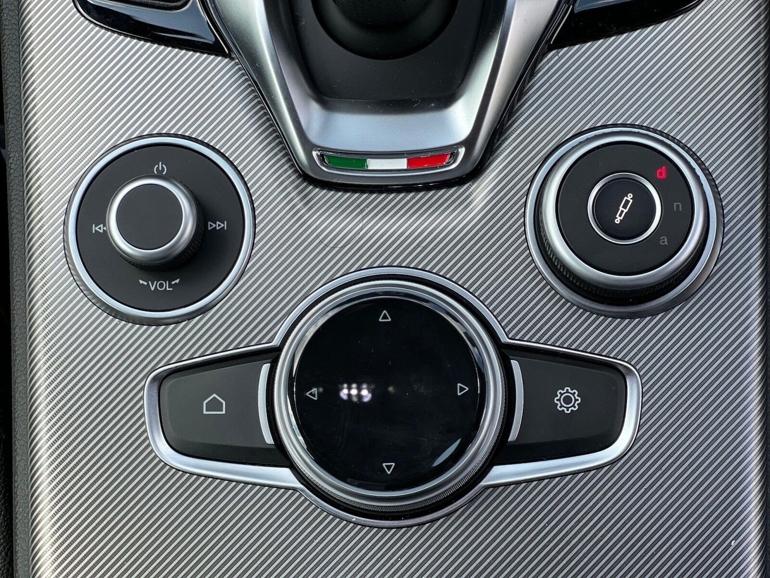 Used Alfa Romeo Stelvio 2025 for sale - 76679263: Photo 25