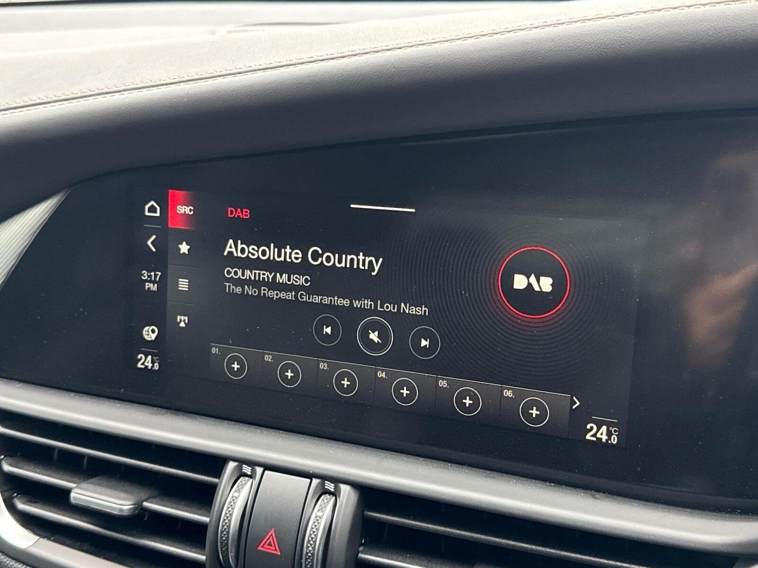 Used Alfa Romeo Giulia 2025 for sale - 76679300: Photo 15