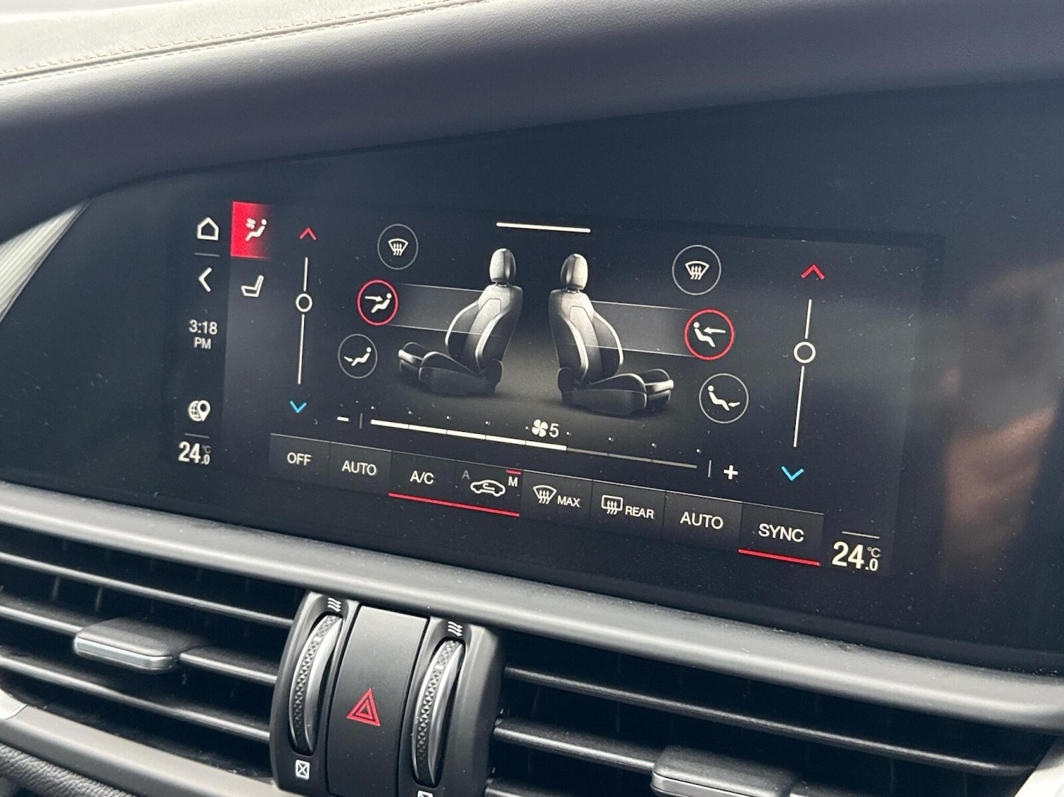 Used Alfa Romeo Giulia 2025 for sale - 76679300: Photo 18