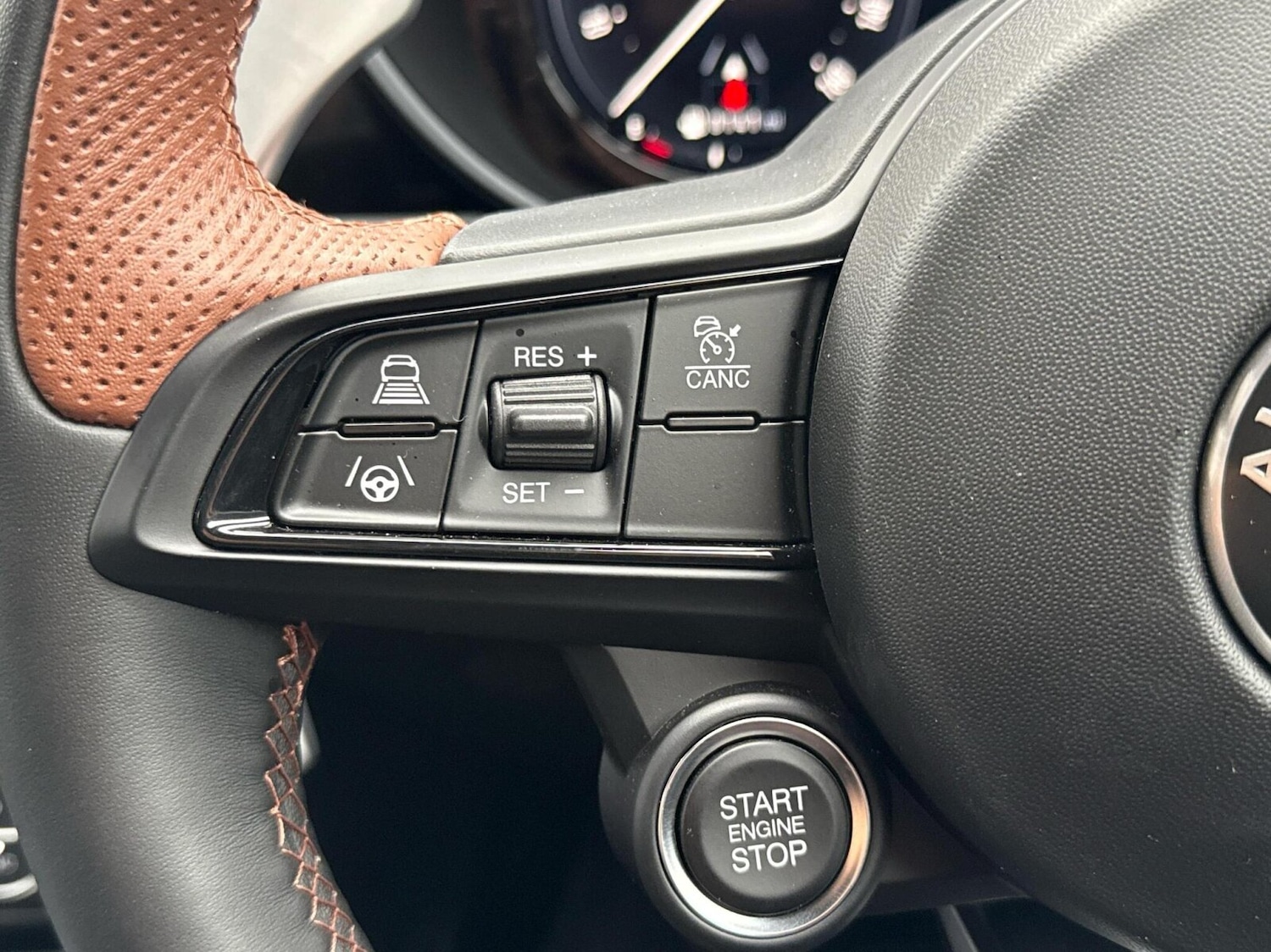 Used Alfa Romeo Giulia 2025 for sale - 76679300: Photo 25