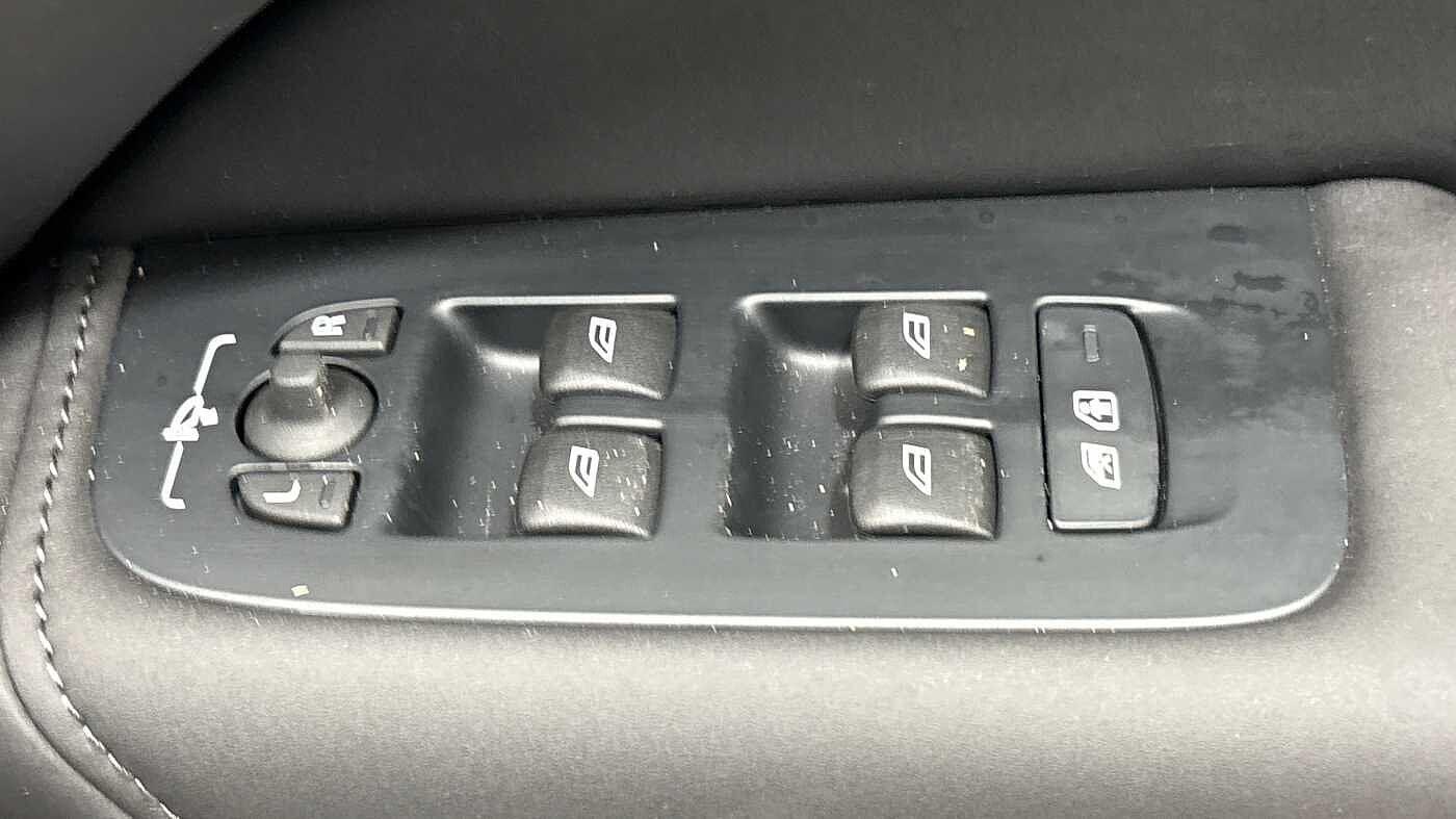 Used Volvo XC60 for sale - 77710193: Photo 25