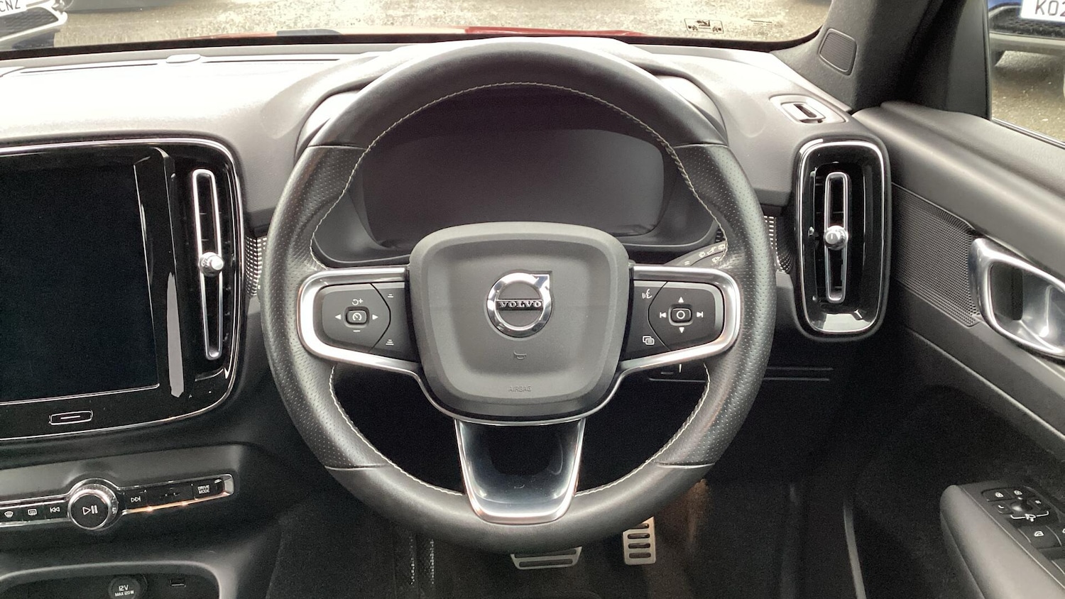 Used Volvo XC40 2020 for sale - 77330935: Photo 10