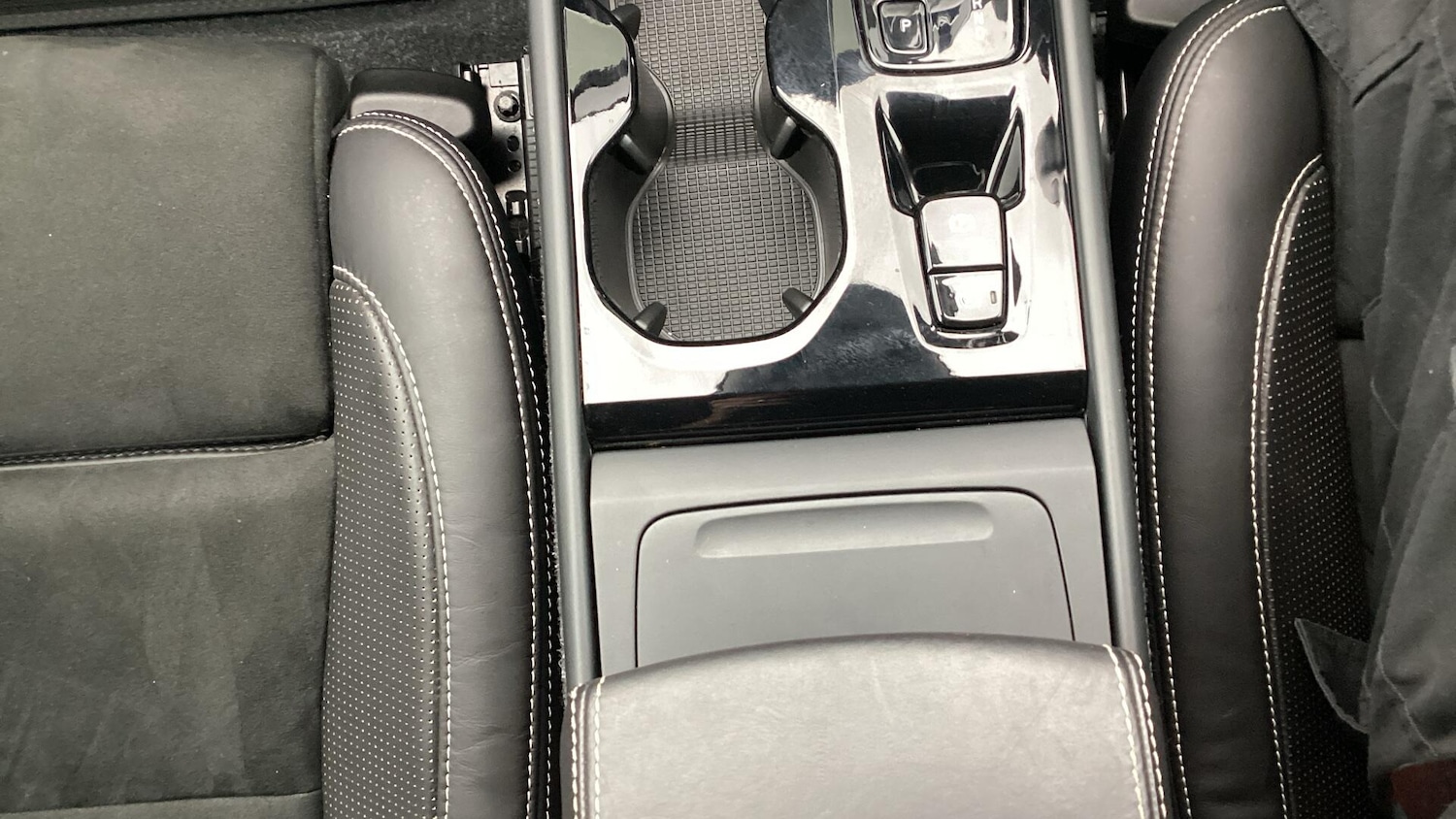 Used Volvo XC40 2020 for sale - 77330935: Photo 17