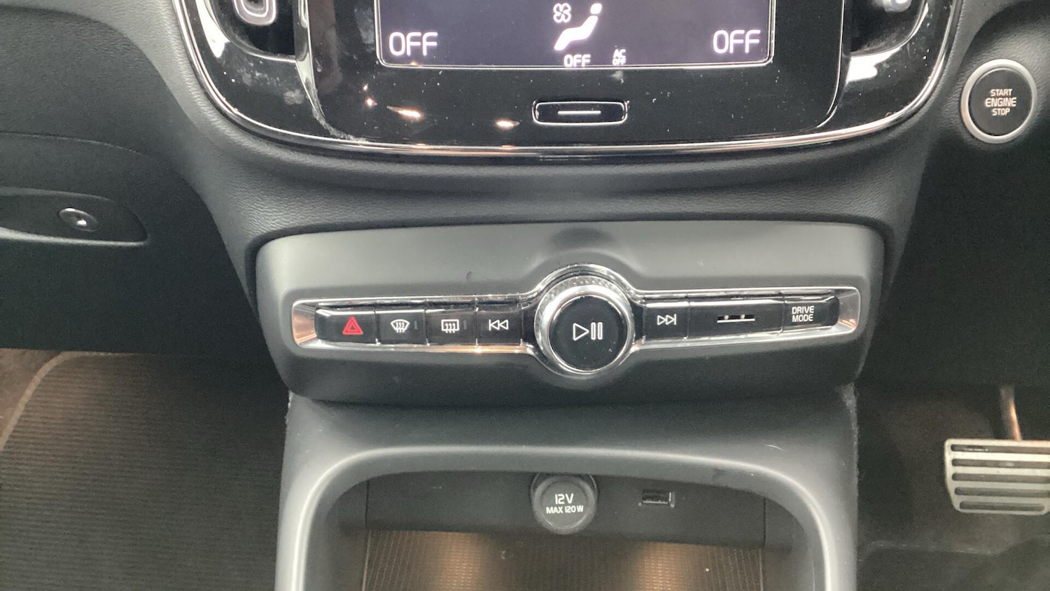 Used Volvo XC40 2020 for sale - 77330935: Photo 19