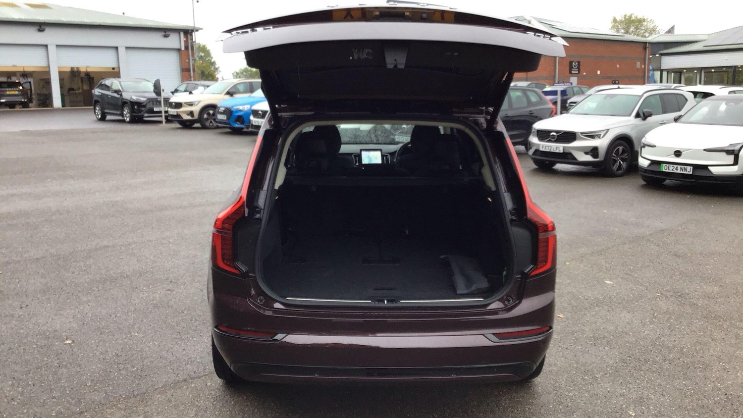 Used Volvo XC90 2025 for sale - 77120690: Photo 15